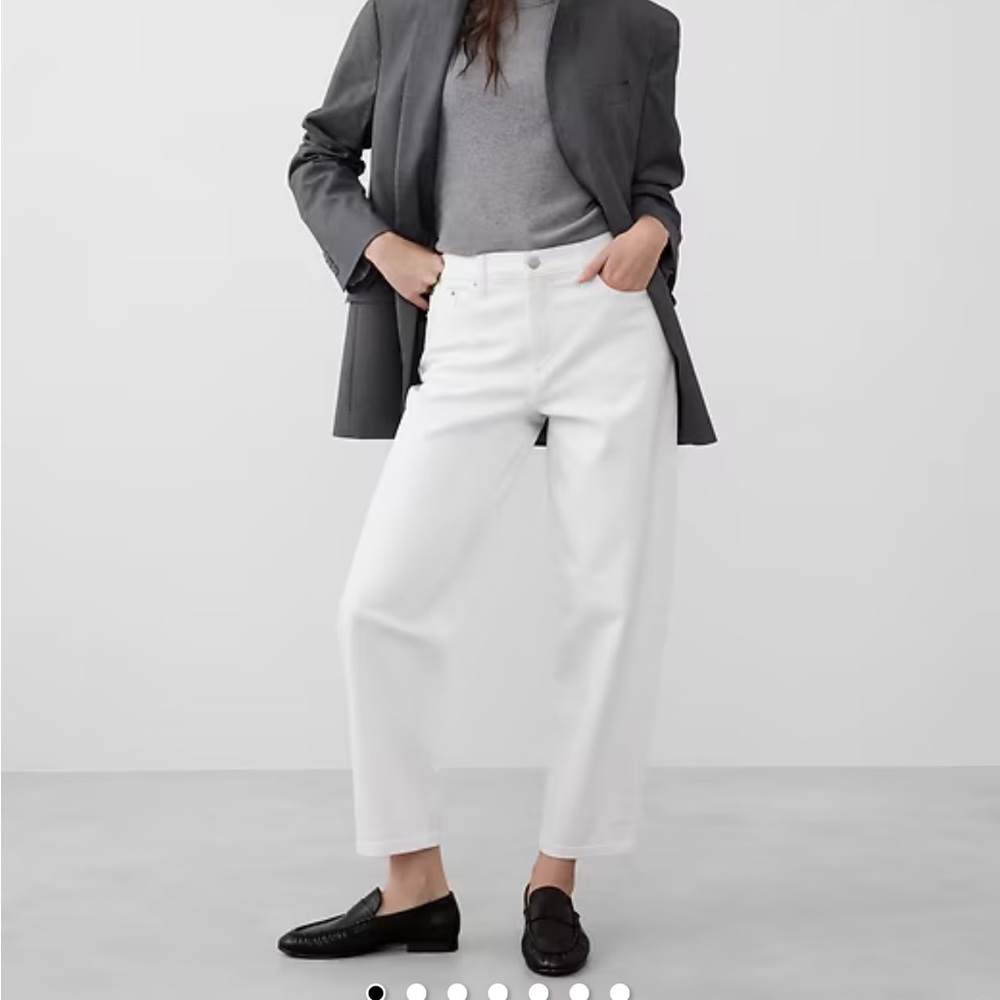 White banana republic slim barrel jean